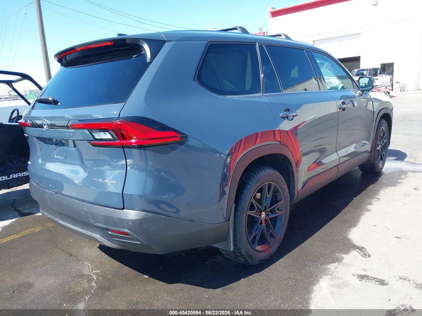 2024 TOYOTA GRAND HIGHLANDER auction photo 4
