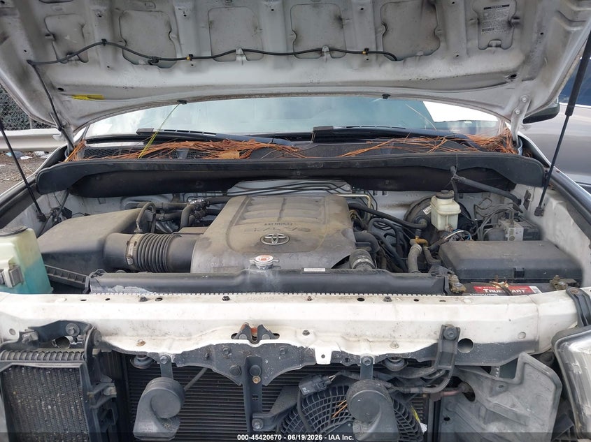 2008 Toyota Sequoia Limited 5.7L V8 VIN: 5TDBY68A08S014989 Lot: 45420670