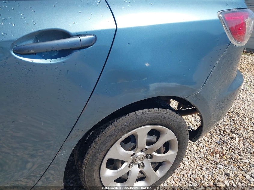 2010 MAZDA MAZDA3 auction photo 6