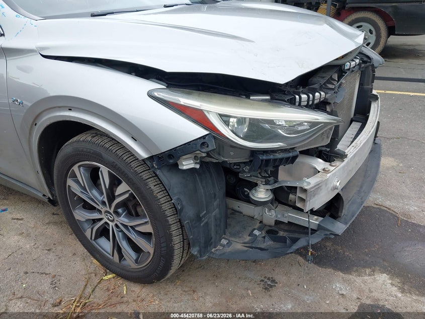 2017 INFINITI QX30 auction photo 6