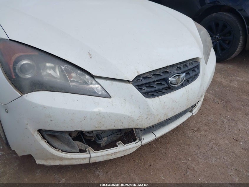 2010 Hyundai Genesis 2.0T Premium VIN: KMHHT6KD3AU018642 Lot: 45420760