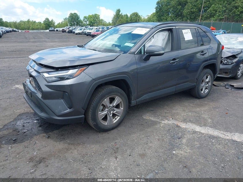 2022 TOYOTA RAV4 auction photo 2