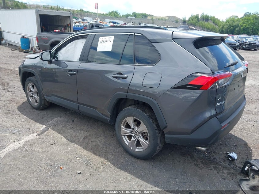 2022 TOYOTA RAV4 auction photo 3