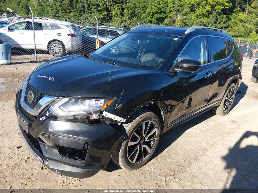 2019 NISSAN ROGUE auction photo 2