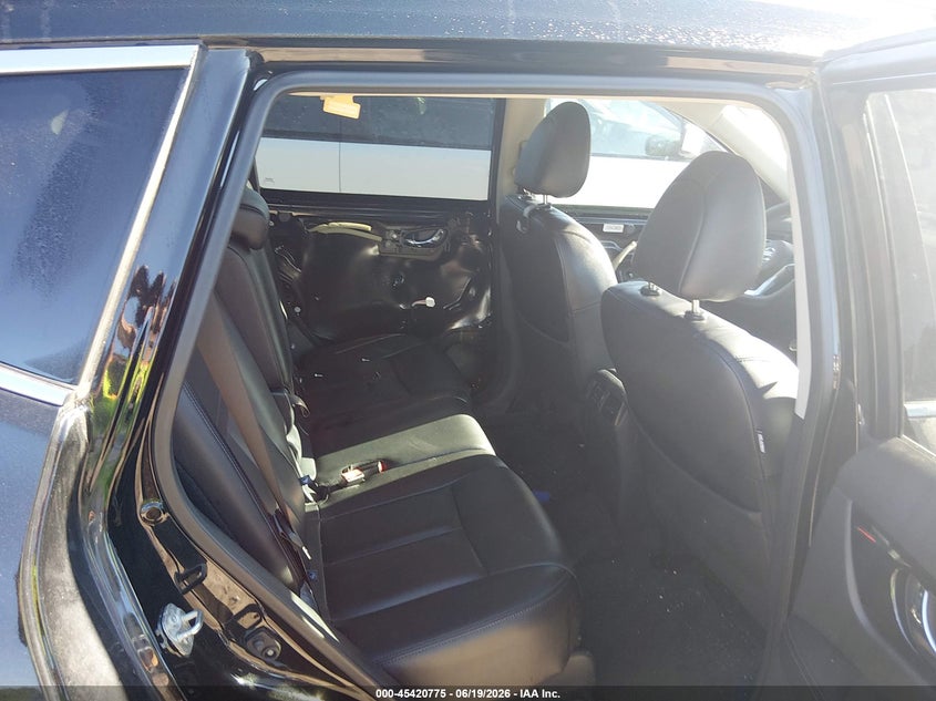 2019 NISSAN ROGUE auction photo 8