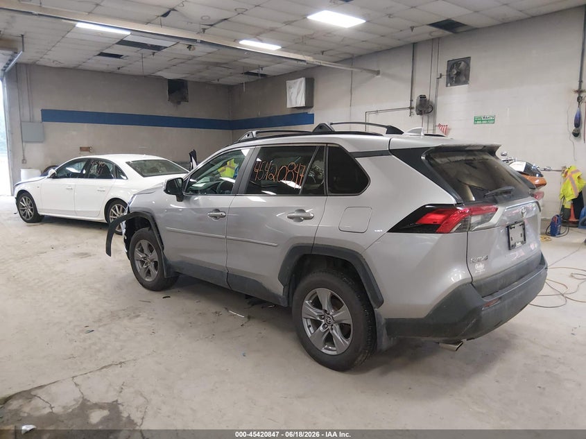 VIN 2T3P1RFV7PC383798 2023 TOYOTA RAV4 XLE