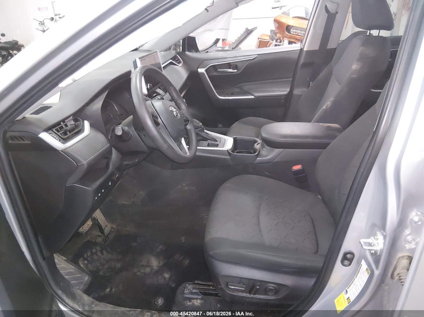 VIN 2T3P1RFV7PC383798 2023 TOYOTA RAV4 XLE