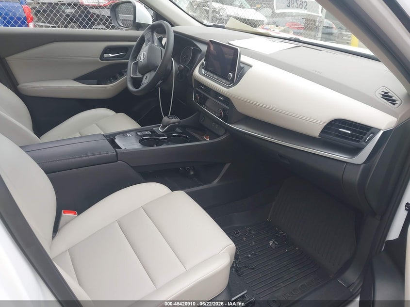 2025 NISSAN ROGUE auction photo 5