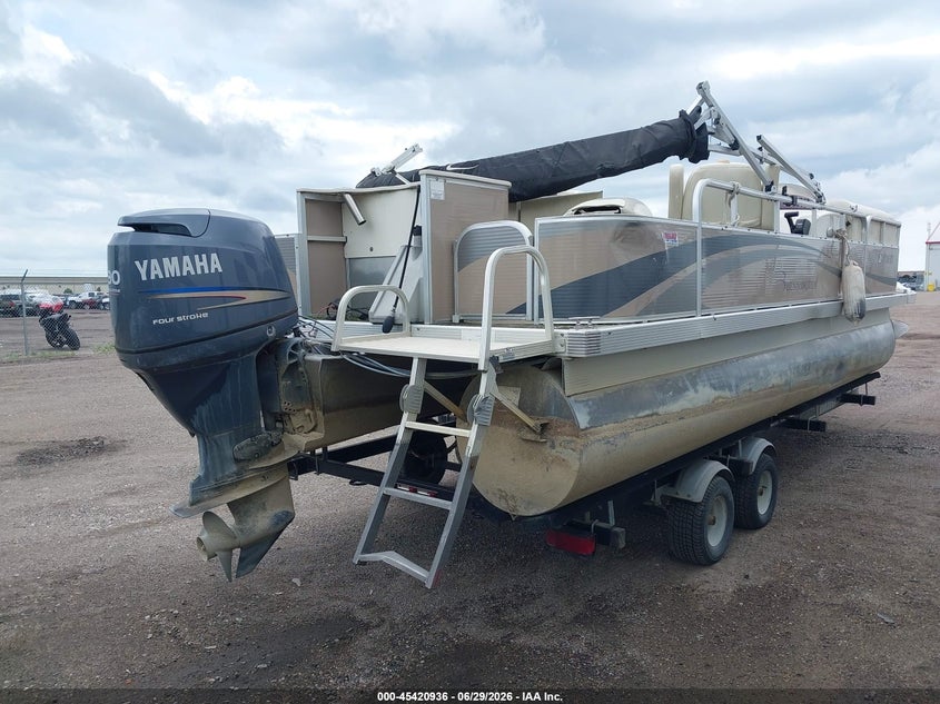 2009 BENNINGTON PONTOON auction photo 4