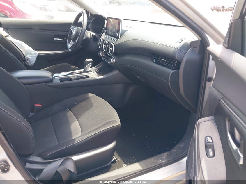 2021 NISSAN SENTRA auction photo 5