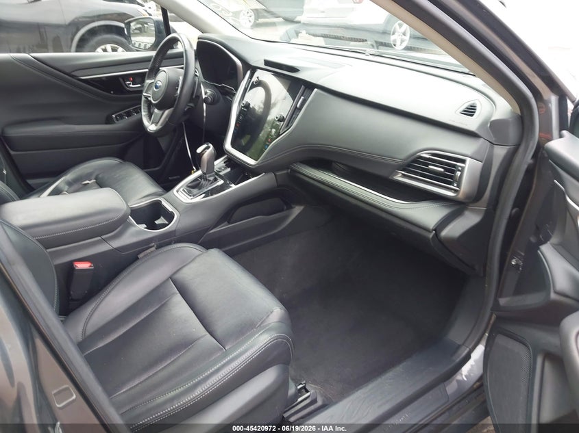 2020 SUBARU LEGACY auction photo 5