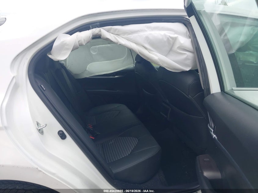2024 TOYOTA CAMRY auction photo 8