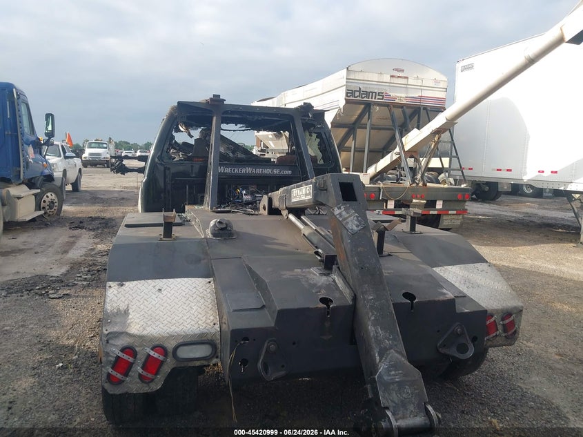 2016 FORD F-450 CHASSIS auction photo 8
