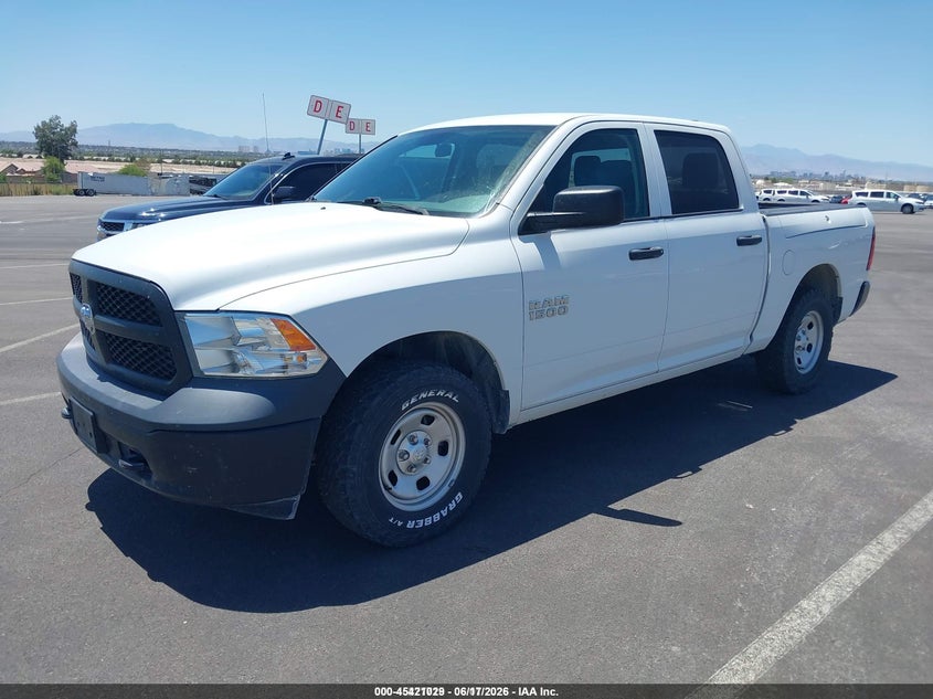 Vin: 1c6rr7kg5js144172, lot: 45919080, ram 1500 tradesman  4x4 5'7 box 20182
