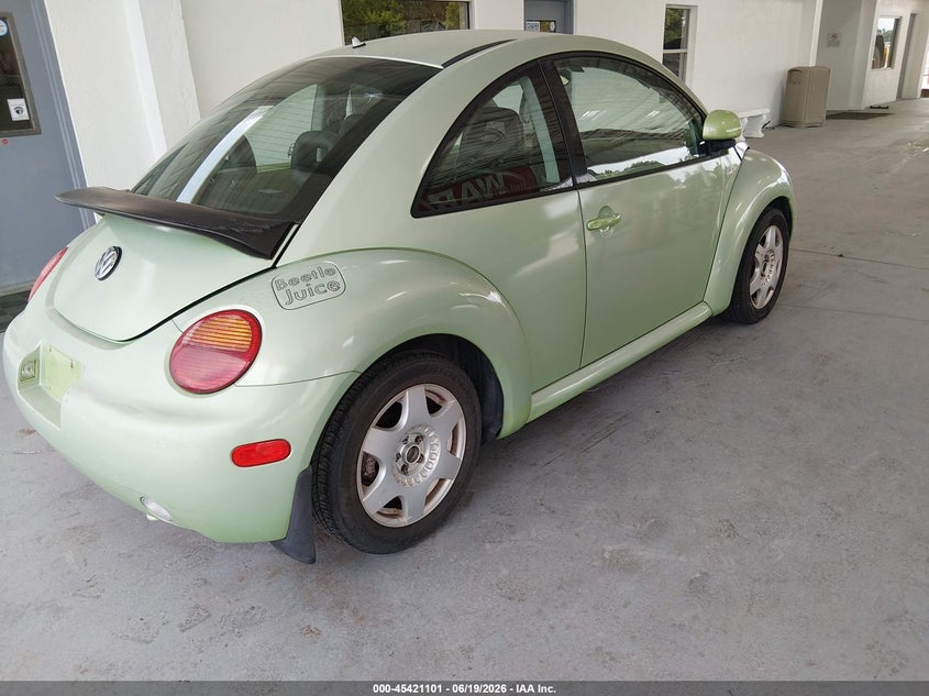 2000 VOLKSWAGEN BEETLE HATCHBACK 2.0L I-4 115HP