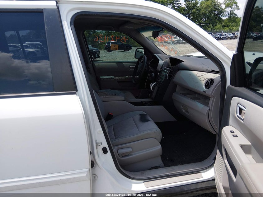 2010 HONDA PILOT auction photo 5