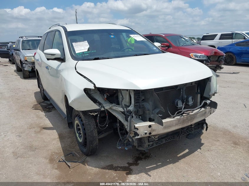 2017 NISSAN PATHFINDER auction photo 1