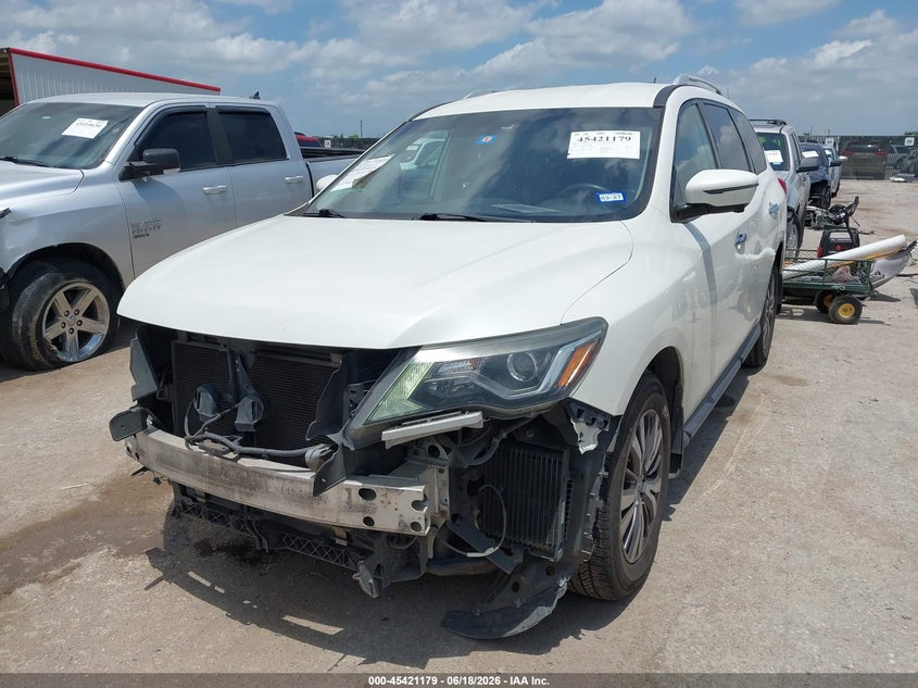 2017 NISSAN PATHFINDER auction photo 2