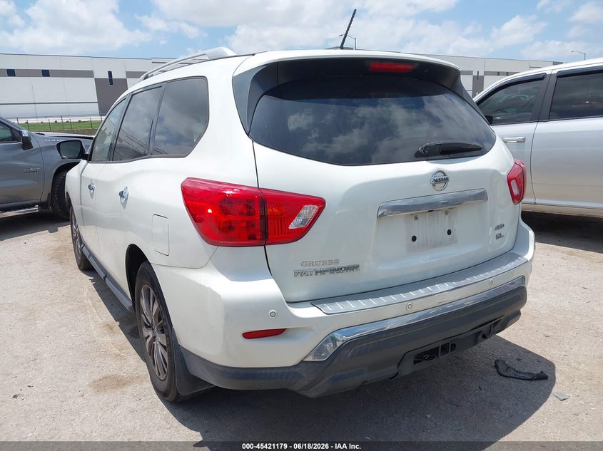 2017 NISSAN PATHFINDER auction photo 3