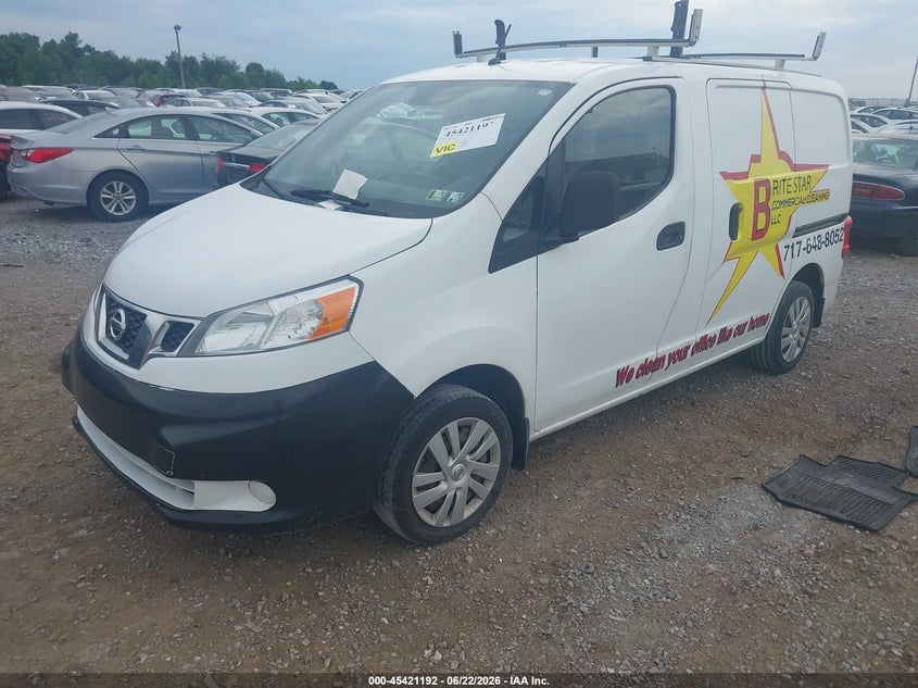 2017 NISSAN NV200 auction photo 2