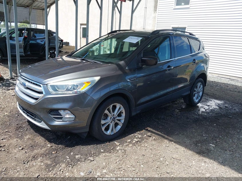 2017 FORD ESCAPE auction photo 2