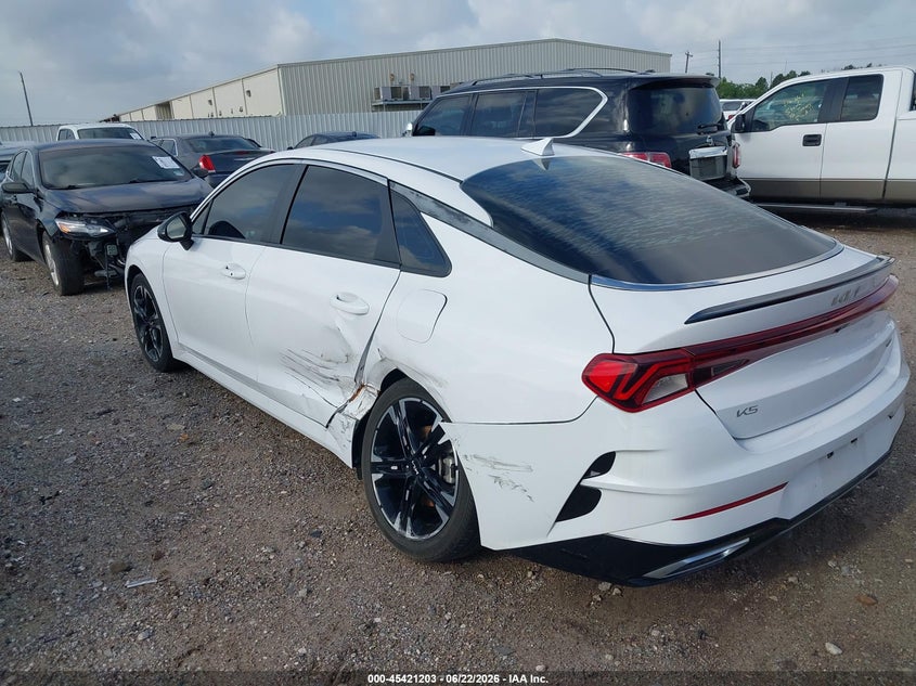 2023 KIA K5 auction photo 3