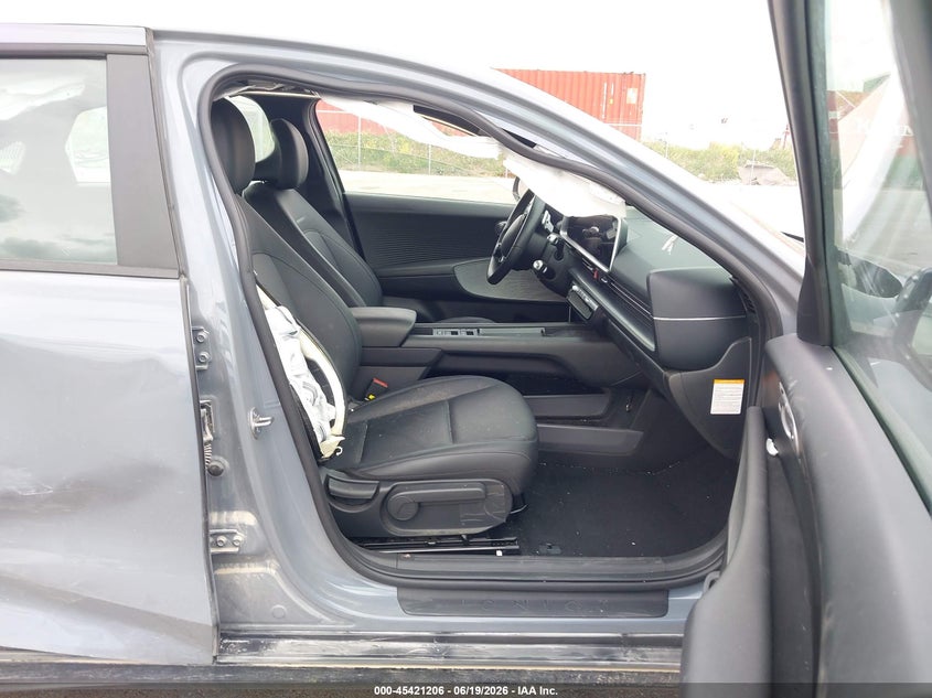 2024 HYUNDAI IONIQ 6 auction photo 5