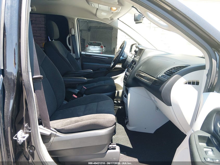 AtlanticExpress - Dodge Grand Caravan