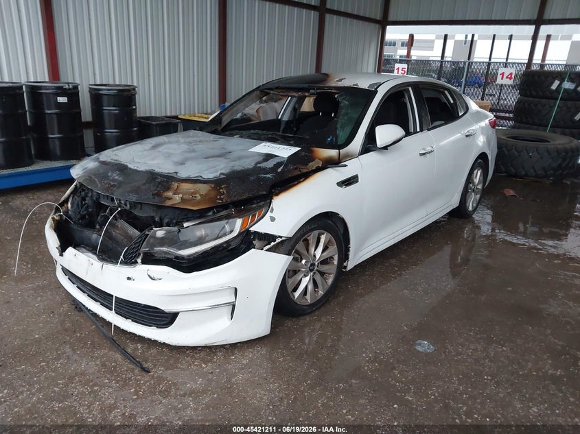 Vin: 5xxgt4l36gg003674, lot: 45919262, kia optima lx 20162