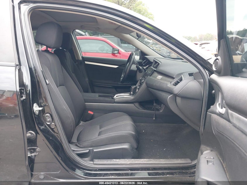 2018 HONDA CIVIC auction photo 5