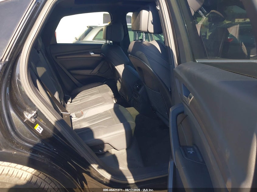 2021 AUDI Q5 SPORTBACK auction photo 8