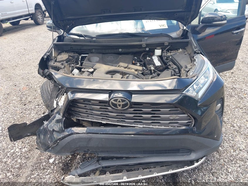 TOYOTA RAV4 - zdjęcie 10