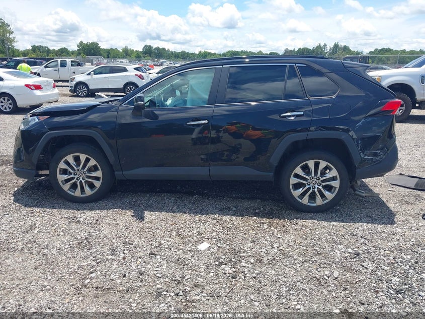 TOYOTA RAV4 - zdjęcie 15