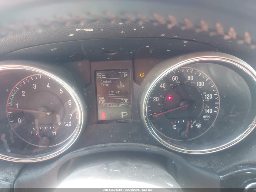 2011 JEEP GRAND CHEROKEE auction photo 7