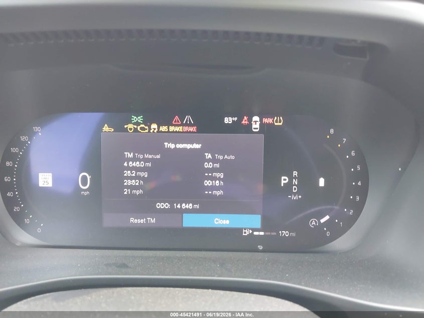 2025 Volvo Xc40 B5 Plus Dark Theme VIN: YV4L12UC7S2477426 Lot: 45421491