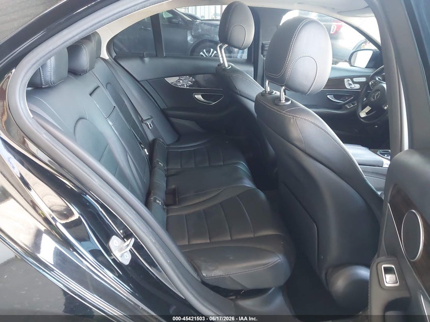 2017 Mercedes-Benz C 300 VIN: 55SWF4JB9HU189646 Lot: 45421503
