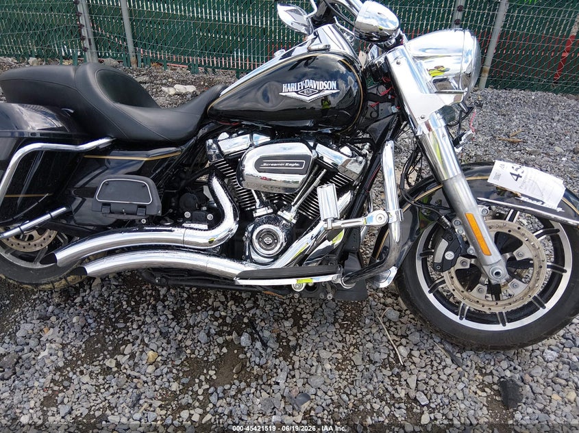 2017 Harley-Davidson Flhr Road King VIN: 1HD1FBC12HB608443 Lot: 45421519
