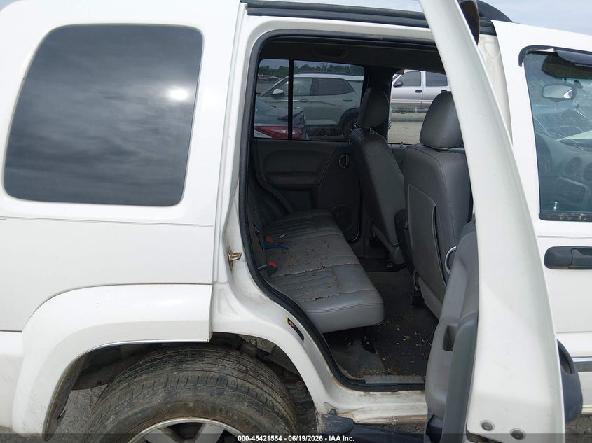2005 JEEP LIBERTY auction photo 8