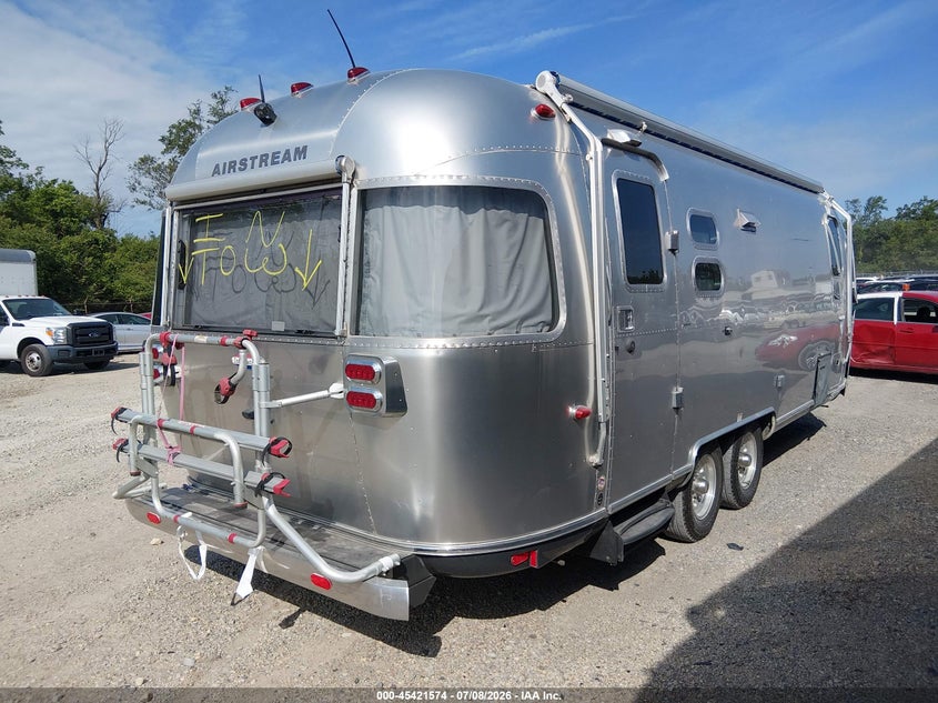 2009 AIRSTREAM 25FB auction photo 4