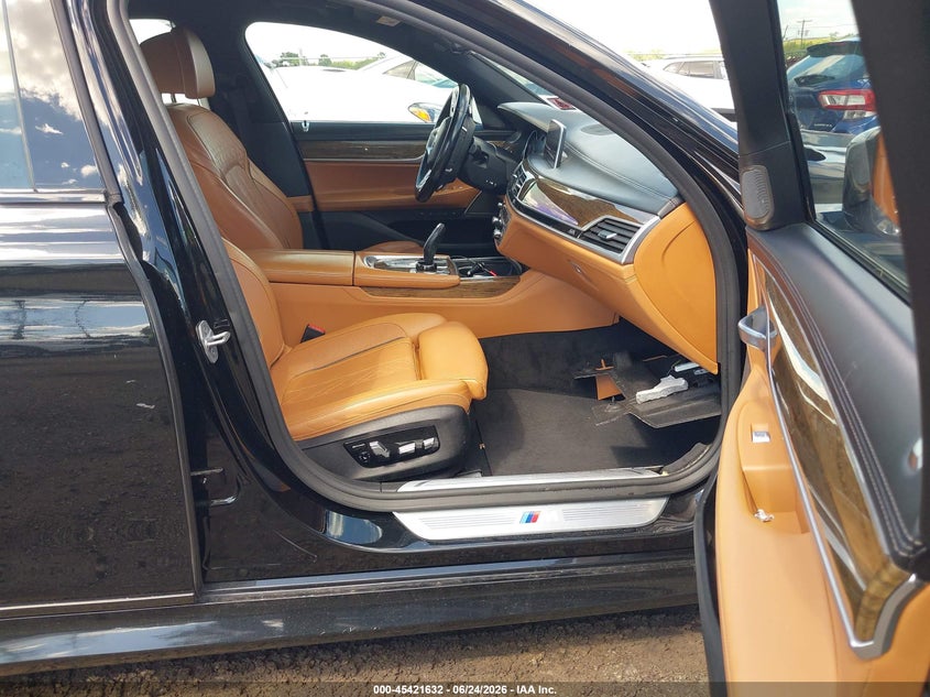 2019 BMW 750I — zdjęcie 5