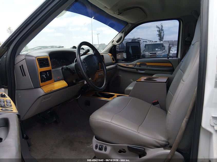 1999 FORD F-450 auction photo 7