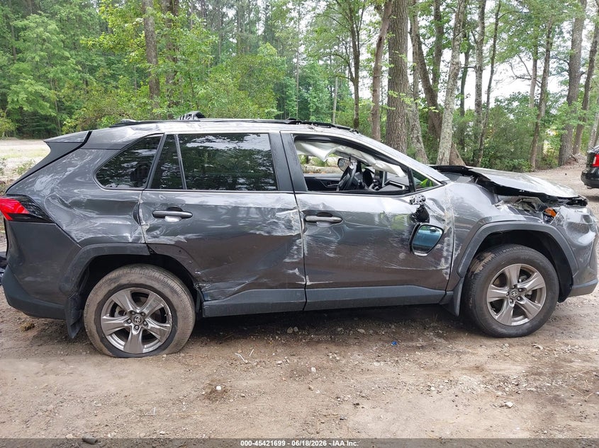 VIN 2T3P1RFV4RC475793 2024 TOYOTA RAV4 XLE