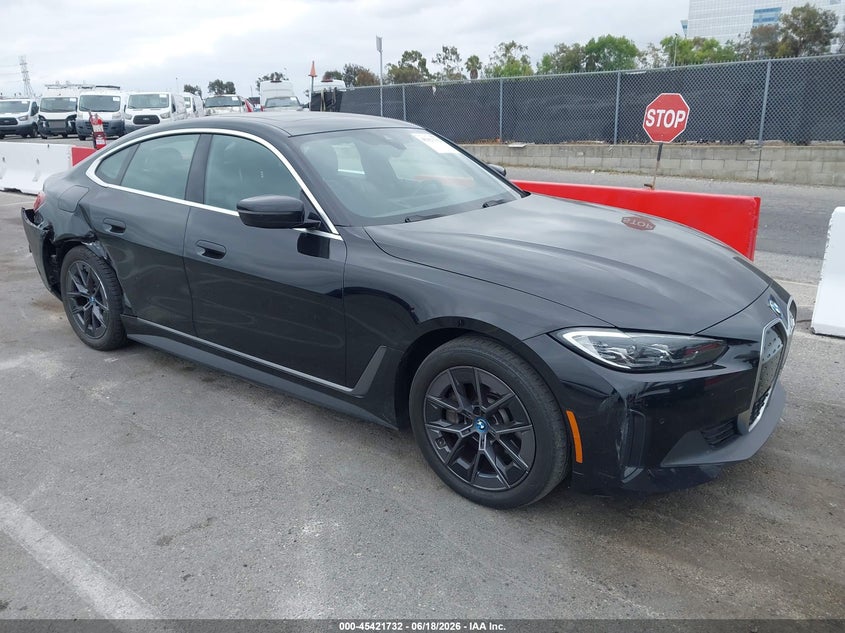 Vin: wby43aw01rft37730, lot: 45919783, bmw i4 gran coupe edrive35 2024 img_1
