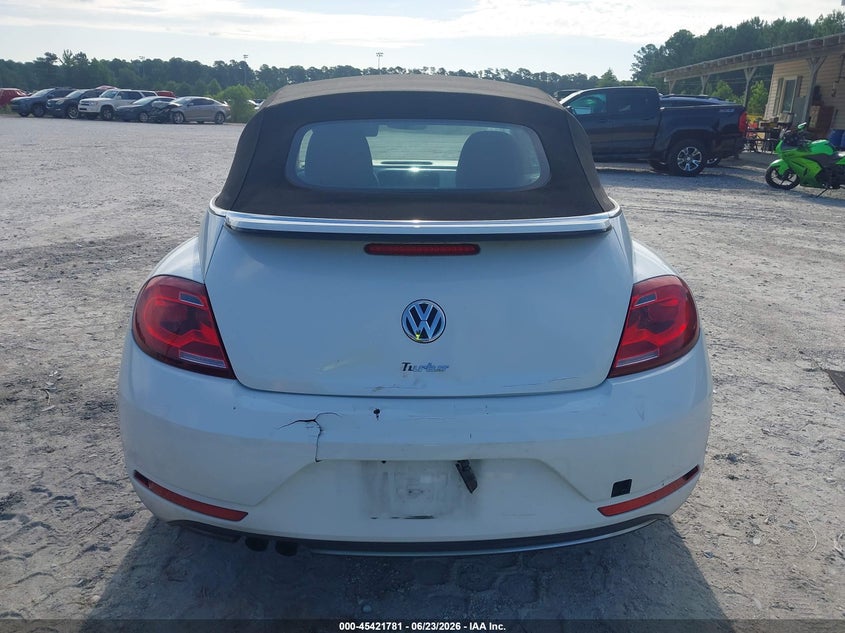 2017 Volkswagen Beetle S/Se/Classic/Pink/Sel VIN: 3VW517AT3HM811141 Lot: 45421781