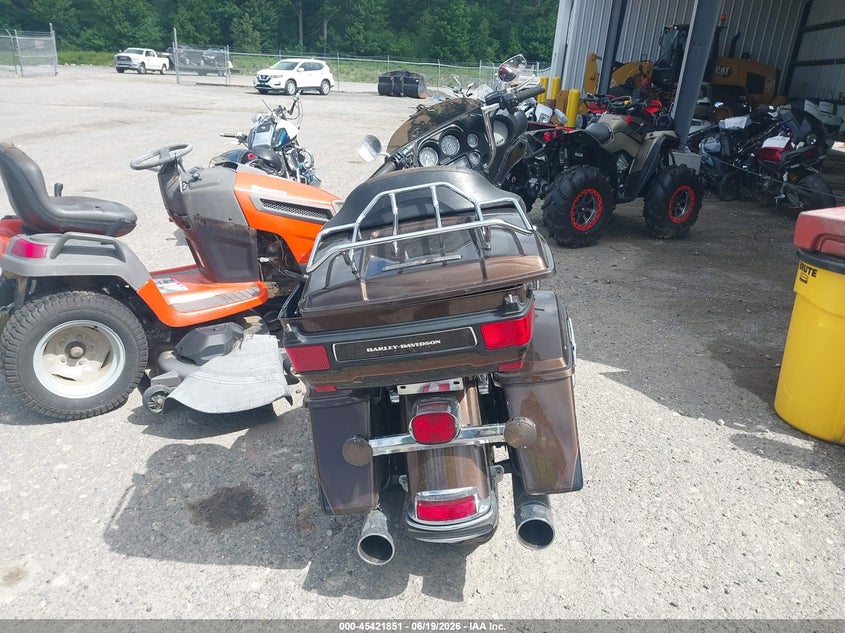2013 Harley-Davidson Flhtk Electra Glide Ult Ltd/Ann VIN: 1HD1KEM29DB620703 Lot: 45421851