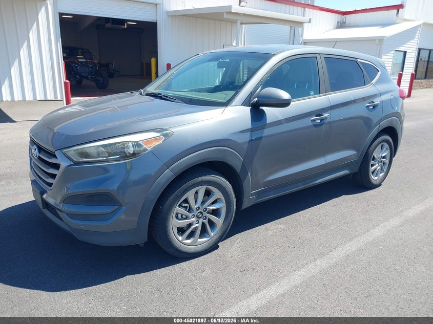2018 Hyundai Tucson Se KM8J23A42JU681673 photo 1