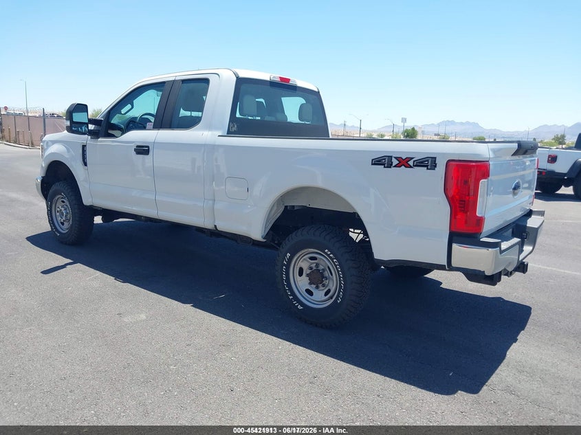 AtlanticExpress - Ford F-250