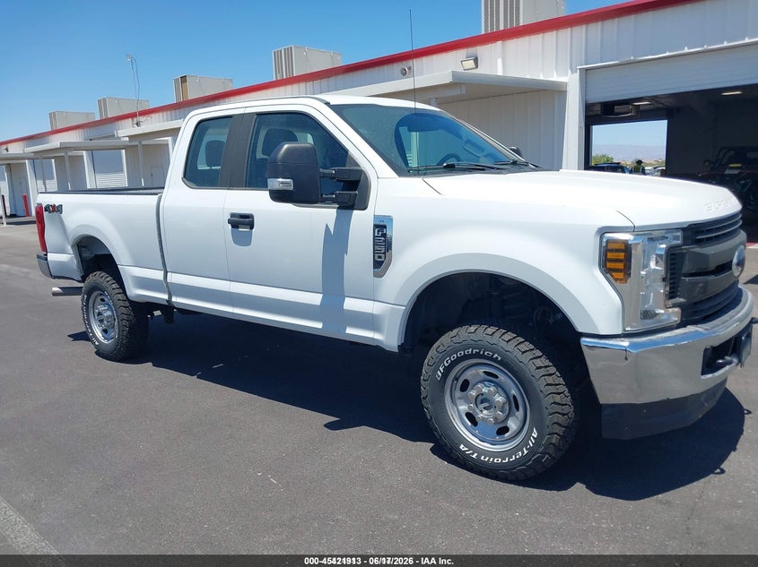 AtlanticExpress - Ford F-250