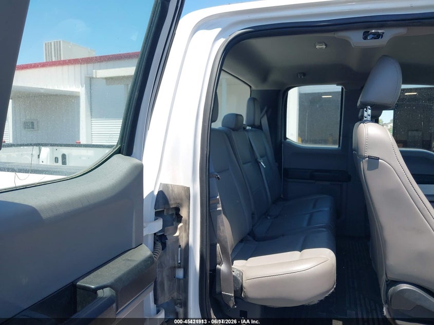 AtlanticExpress - Ford F-250