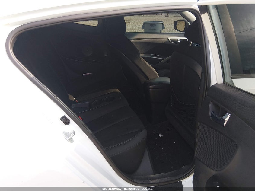 2014 HYUNDAI VELOSTER auction photo 8